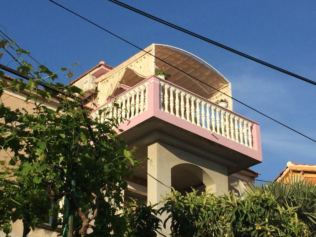Apartment Lorena Šibenik Екстериор снимка