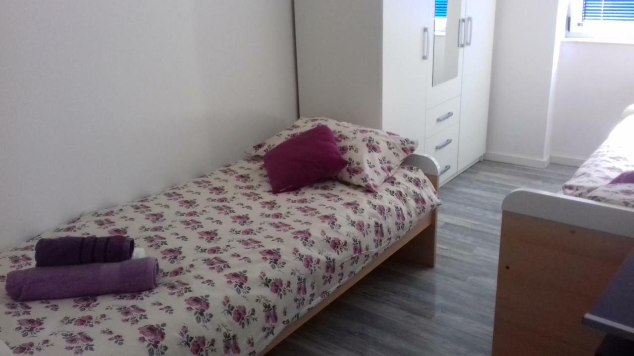 Apartment Lorena Šibenik Екстериор снимка