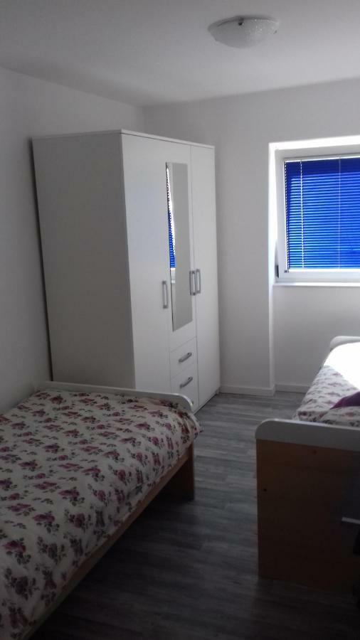 Apartment Lorena Šibenik Екстериор снимка