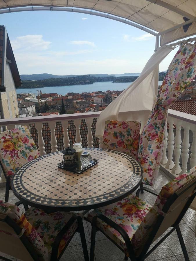 Apartment Lorena Šibenik Екстериор снимка